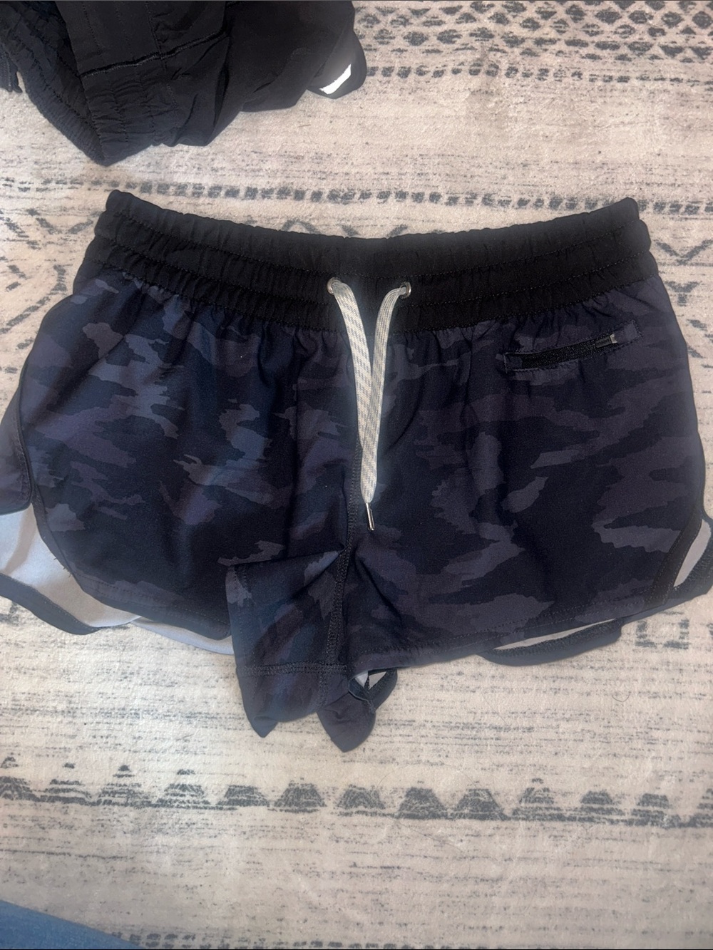 Vuori Camo Clementine Shorts